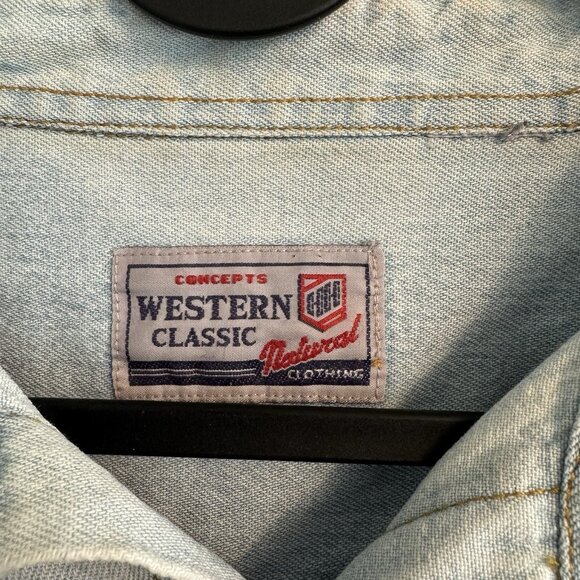 Electronic Arts EA Sports Western Classic Vintage Button Shirt Light Blue Denim - Picture 3 of 7